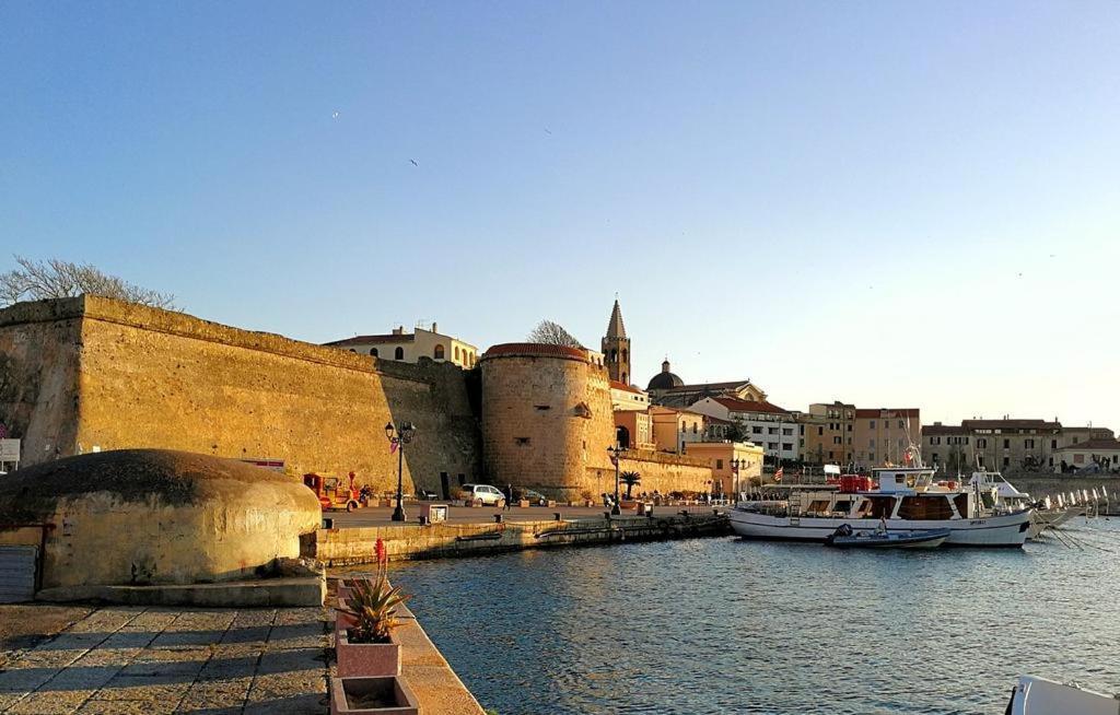 Bed and Breakfast Al 32 Y 3 Alghero Exterior foto